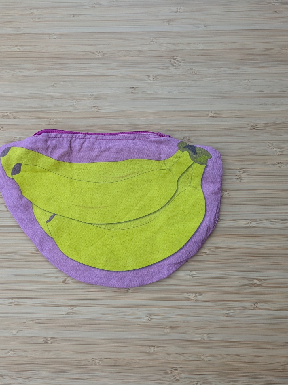 Banana Pouch - Picture 2 of 4